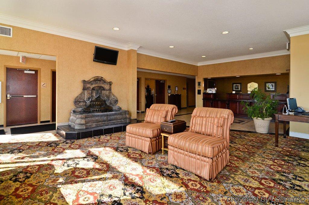 Best Western Plus Two Rivers Hotel & Suites Demopolis Интерьер фото